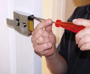 Super Locksmith Services Rockport, MA 978-699-0045 Super Locksmith Services Rockport, MA 978-699-0045 - 29-1